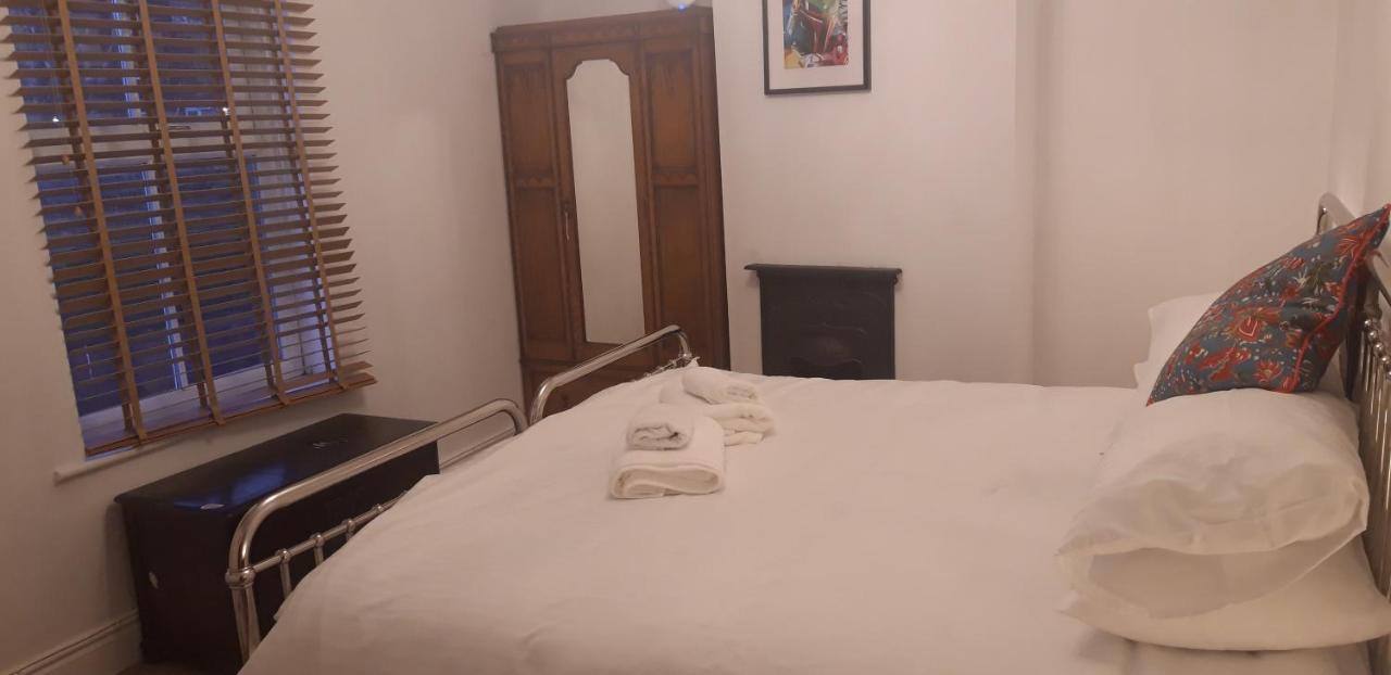 Bodhi Tree Cottage - Grove Road Cottages Στράτφορντ απόν Έιβον Εξωτερικό φωτογραφία