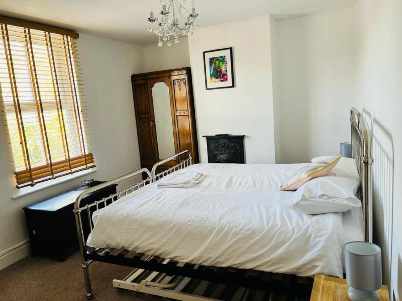 Bodhi Tree Cottage - Grove Road Cottages Στράτφορντ απόν Έιβον Εξωτερικό φωτογραφία
